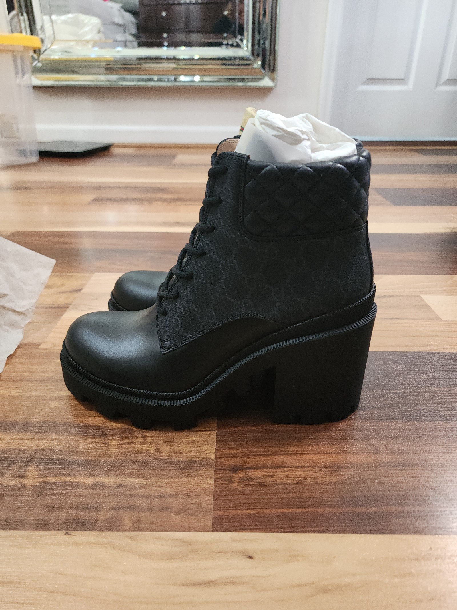 ◆GUCCI 24SS ◆ Gバックル パテントレザー ブーツ / Black◆ Authentic Black Gucci Boots