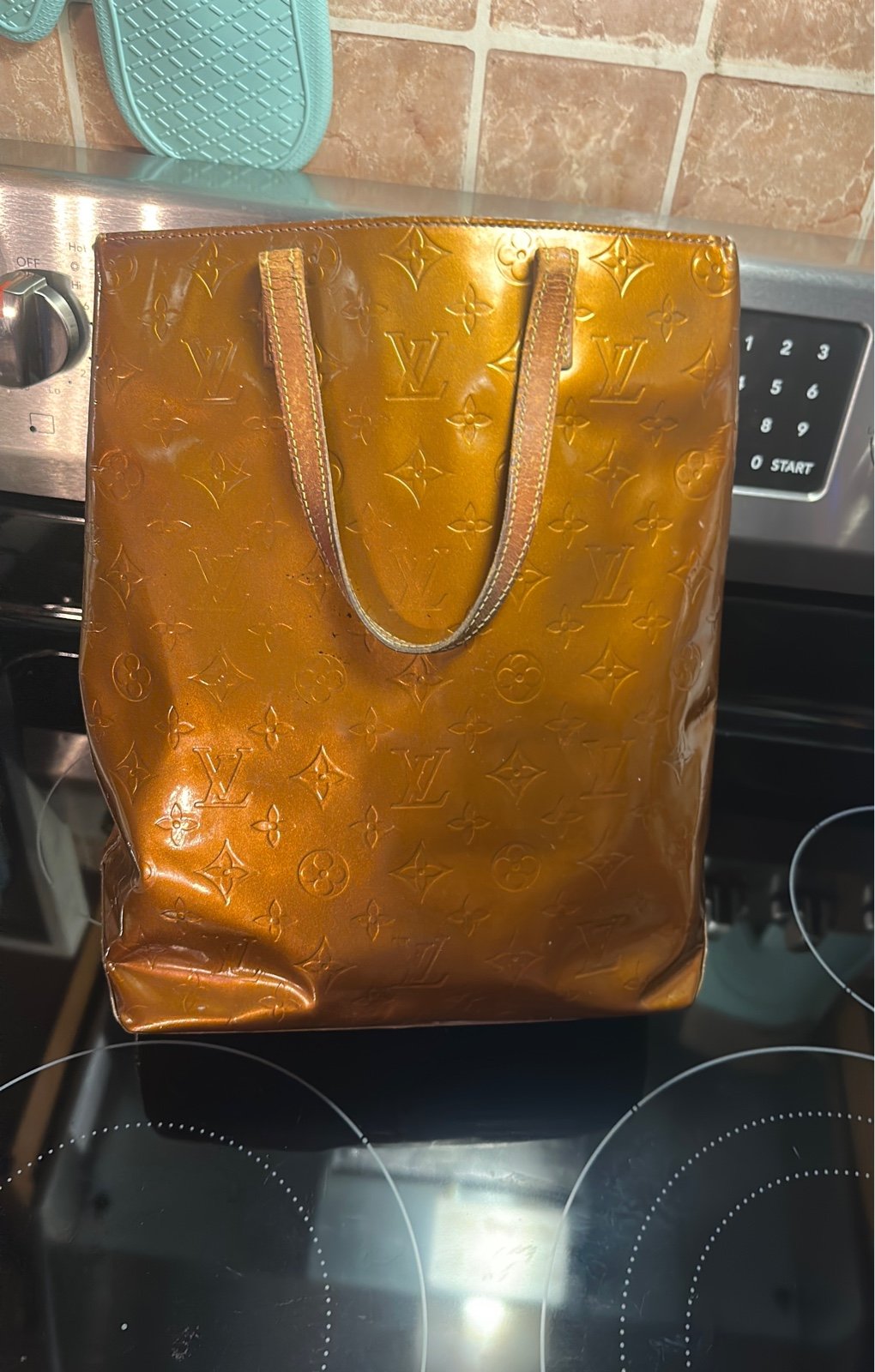 Louis Vuitton Vernis Bag