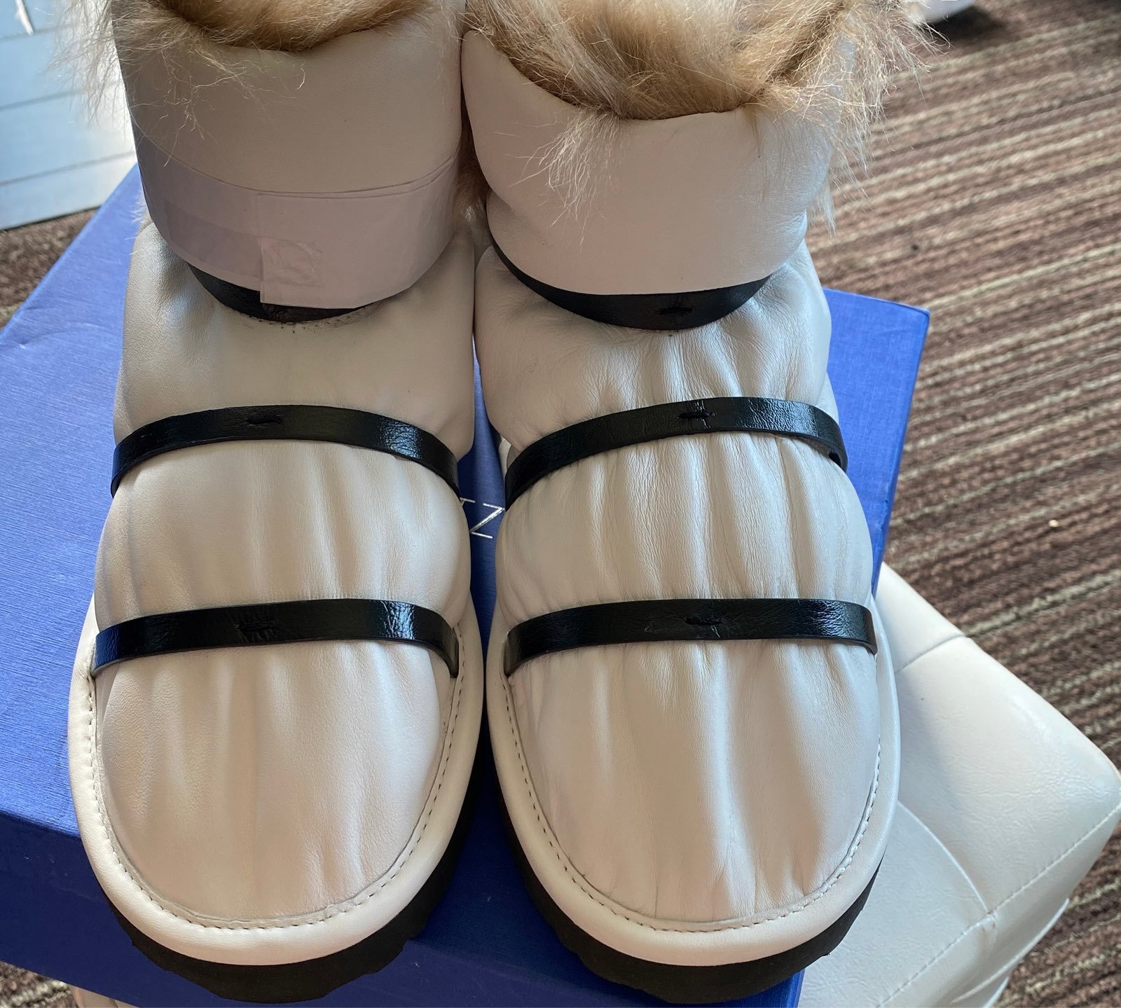 Stuart Weitzman boots woman