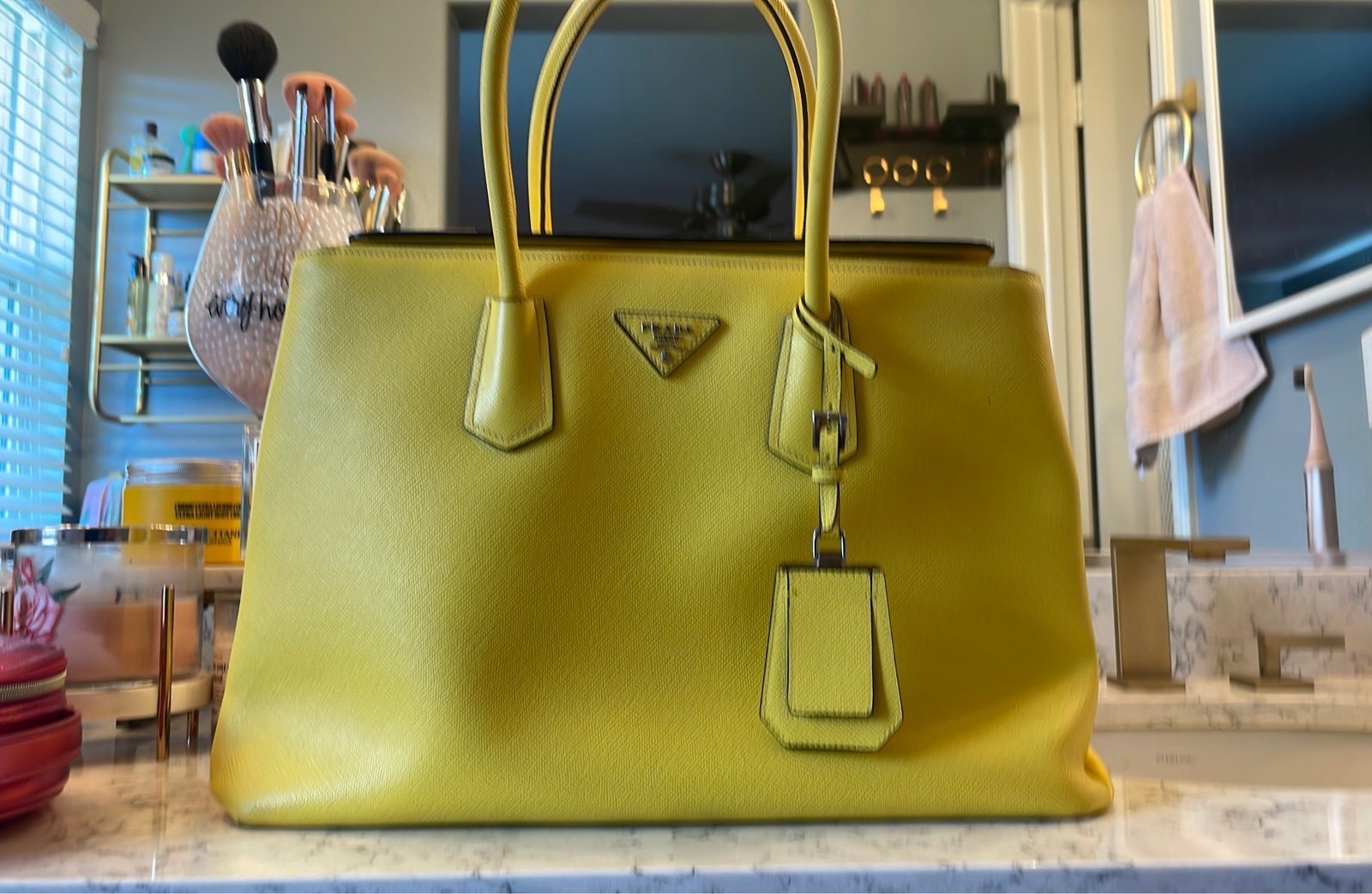 【関税込み】prada Saffiano handbag Prada Saffiano handbag