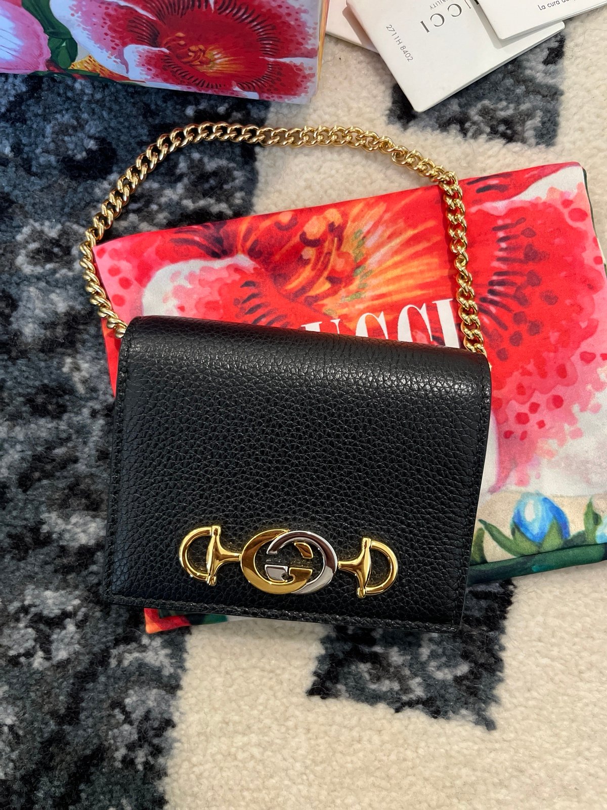Gucci★素敵！Zumi Black Leather Gold Chain Mini Wallet Gucci☆素敵！Zumi Black Leather Gold Chain Mini Wallet