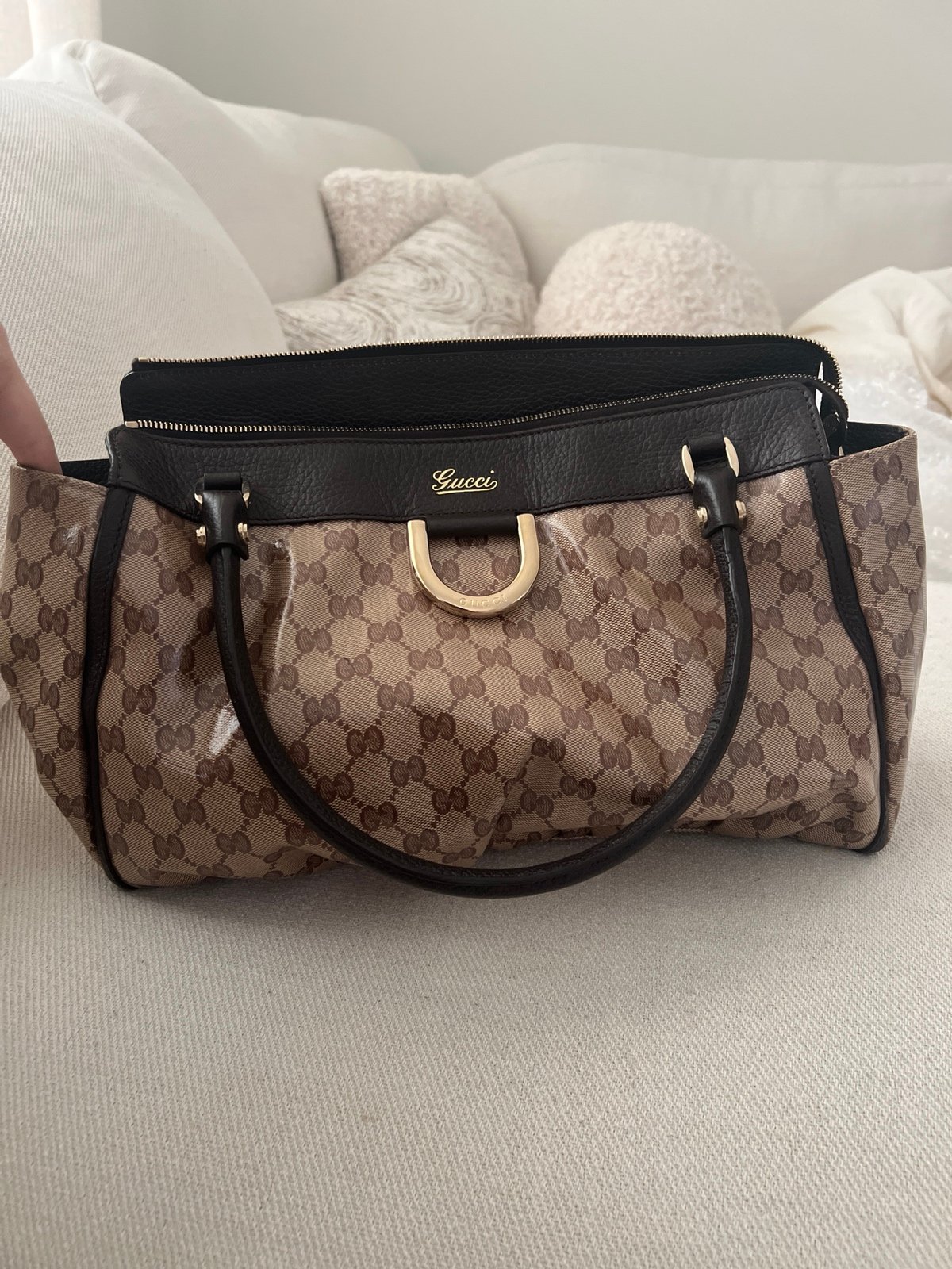 GUCCI D RING ABBEY ZIP TOTE