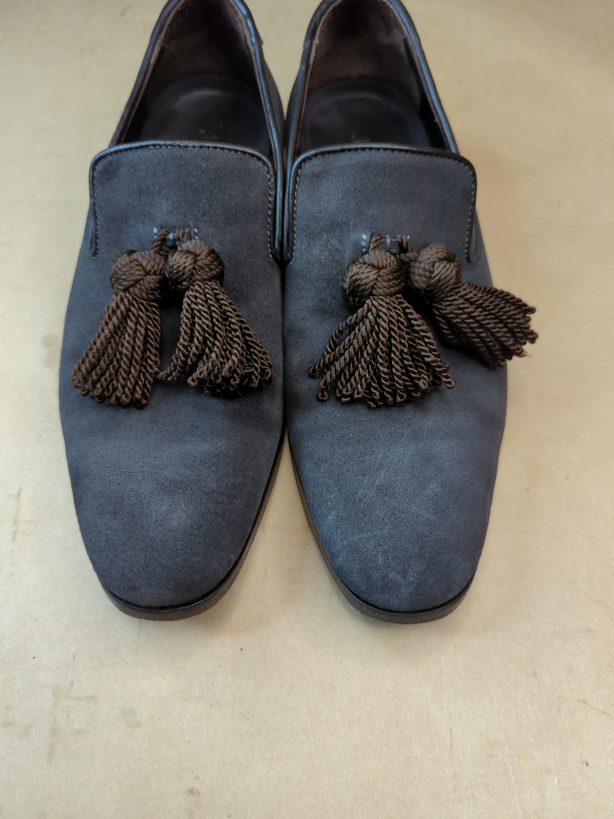 Jimmy Choo  Men's Black Foxley Suede Tassel Loafers. Sz EU 40, US sz 7