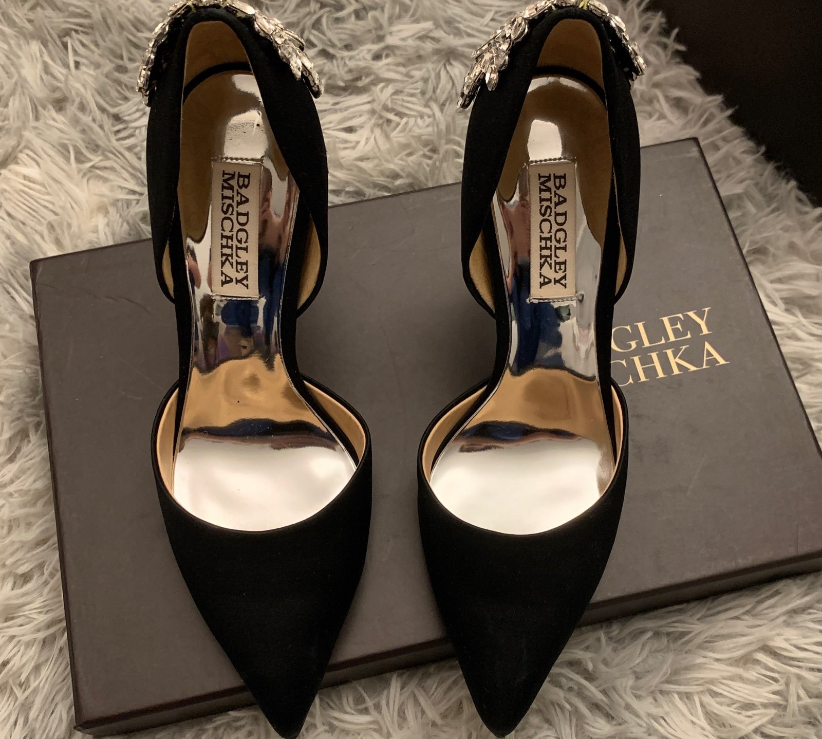 Badgley shops mischka shoes