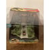 JURASSIC PARK ENTRANCE DIORAMA W/ JEEP WRANGLER & FORD EXPLORER BY JADA 34244