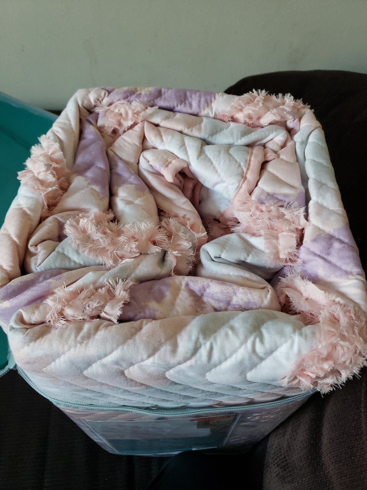Koolaburra factory Ella by UGG full/queen quilt set