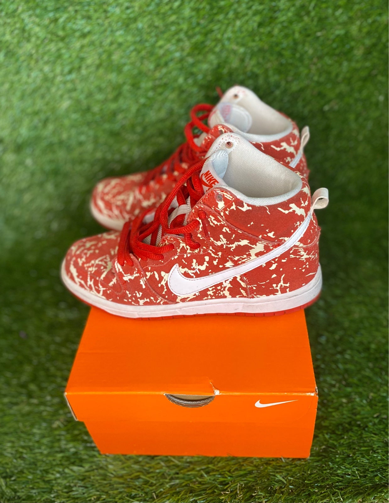 Dunk high raw meat