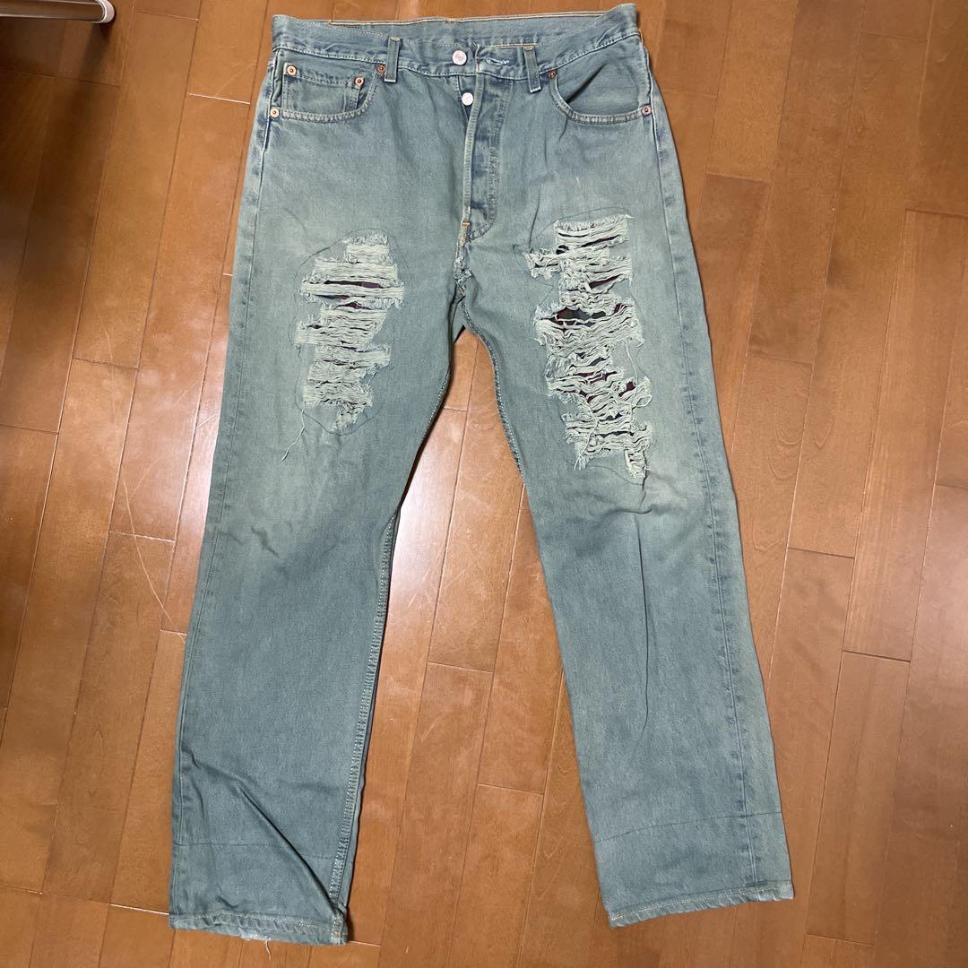 Levi's 501 W33 L30 Damaged Denim
