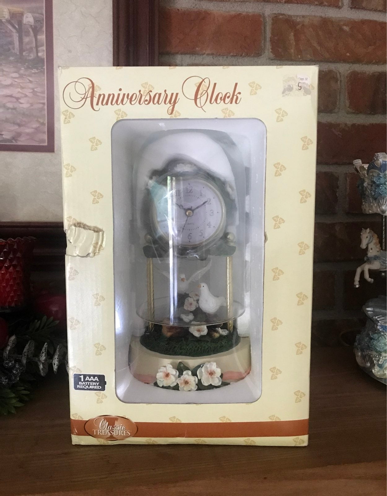Rare Anniversary Heirloom Dove Clock New