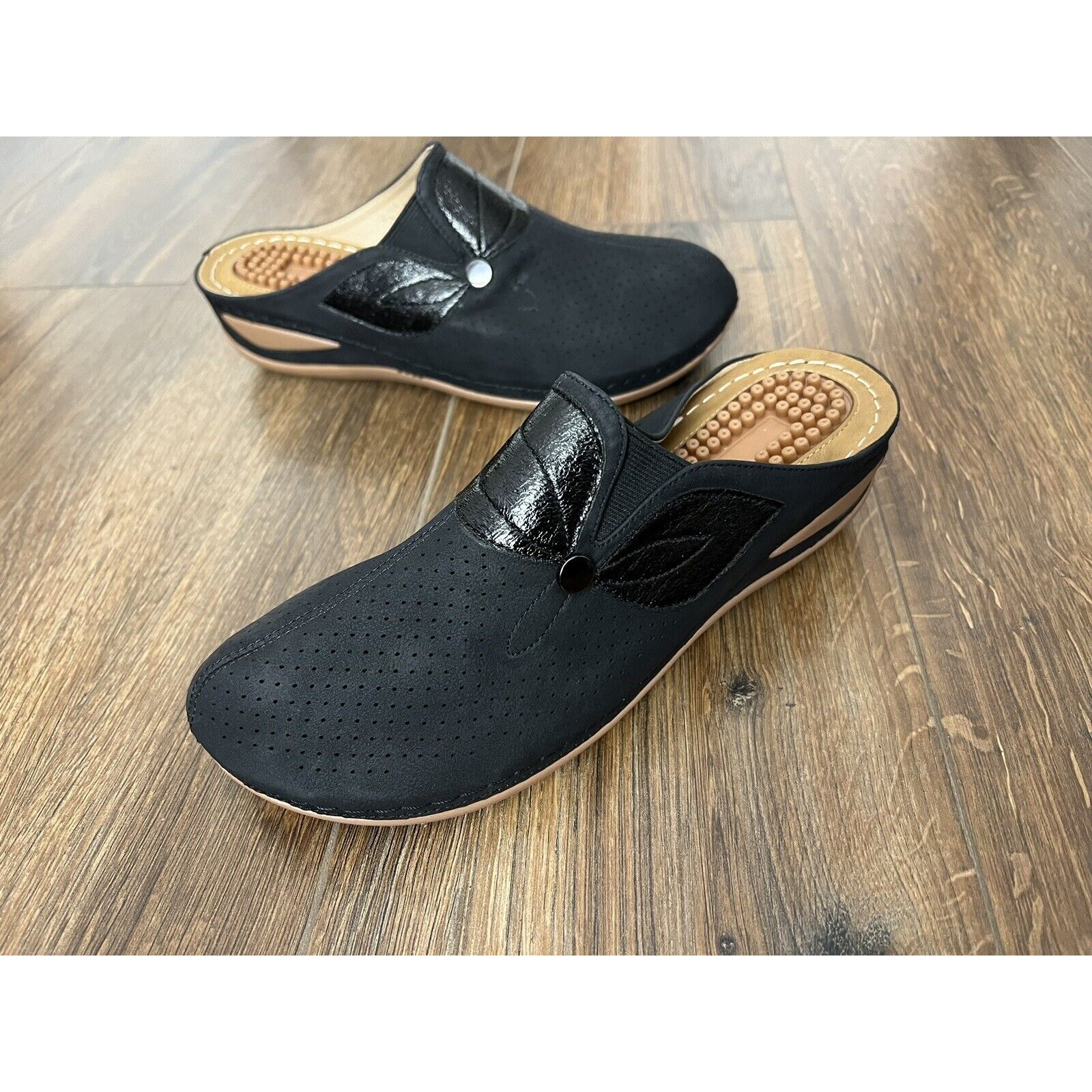 Ecetana Black Clogs for Women Comfortable Slip on Leather Mule Size 43