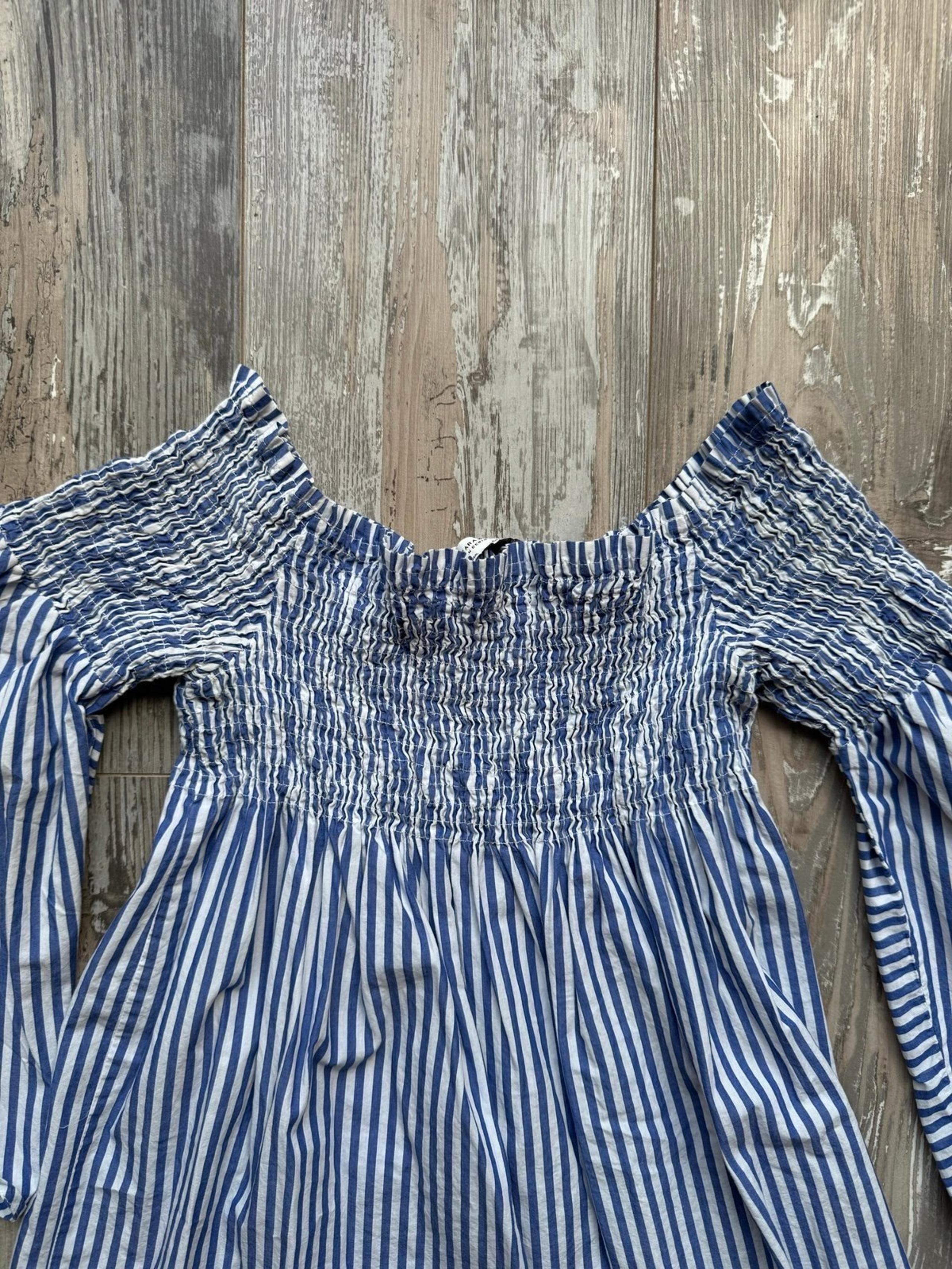 ZARA Smocked Blue and White Dress Women’s Size XS Off the Shoulder
