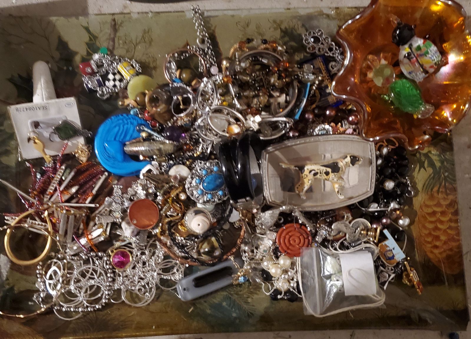 Bundle of mixed jewelry