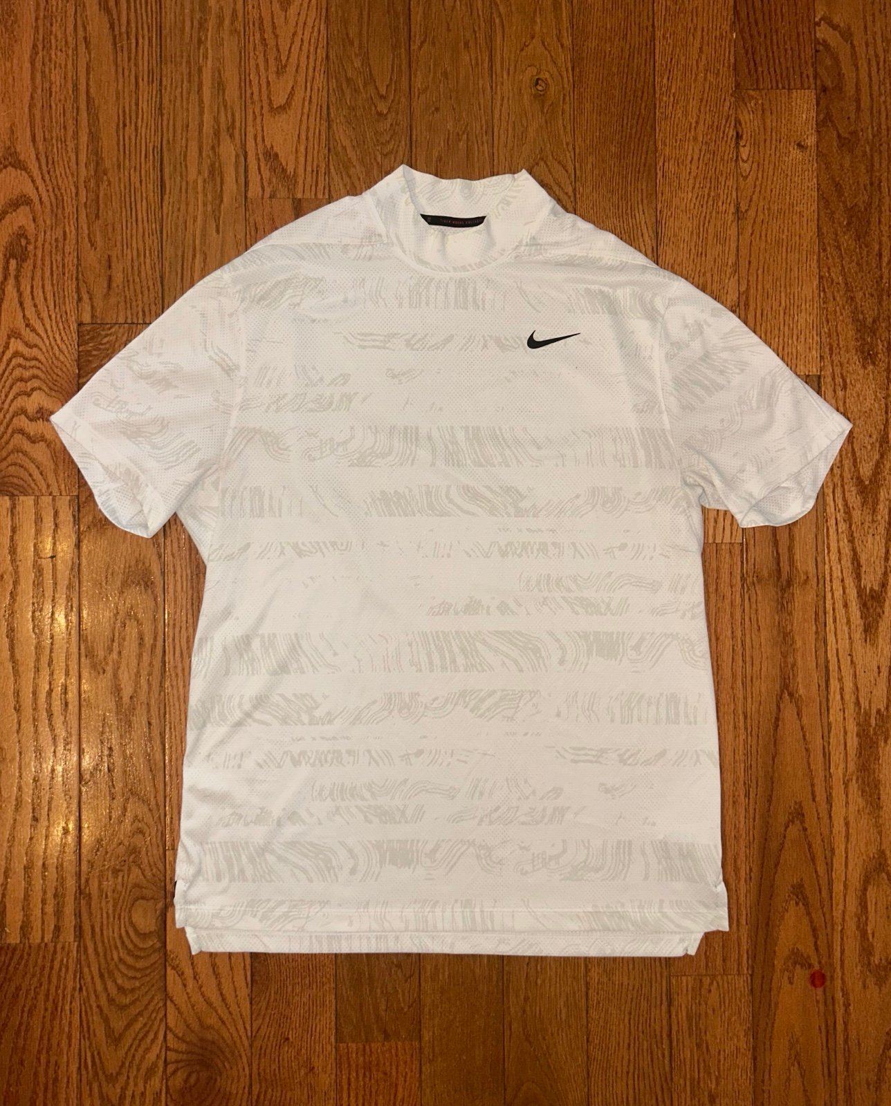 Tiger Woods Mock Neck Nike ADV Shirt Size Medium