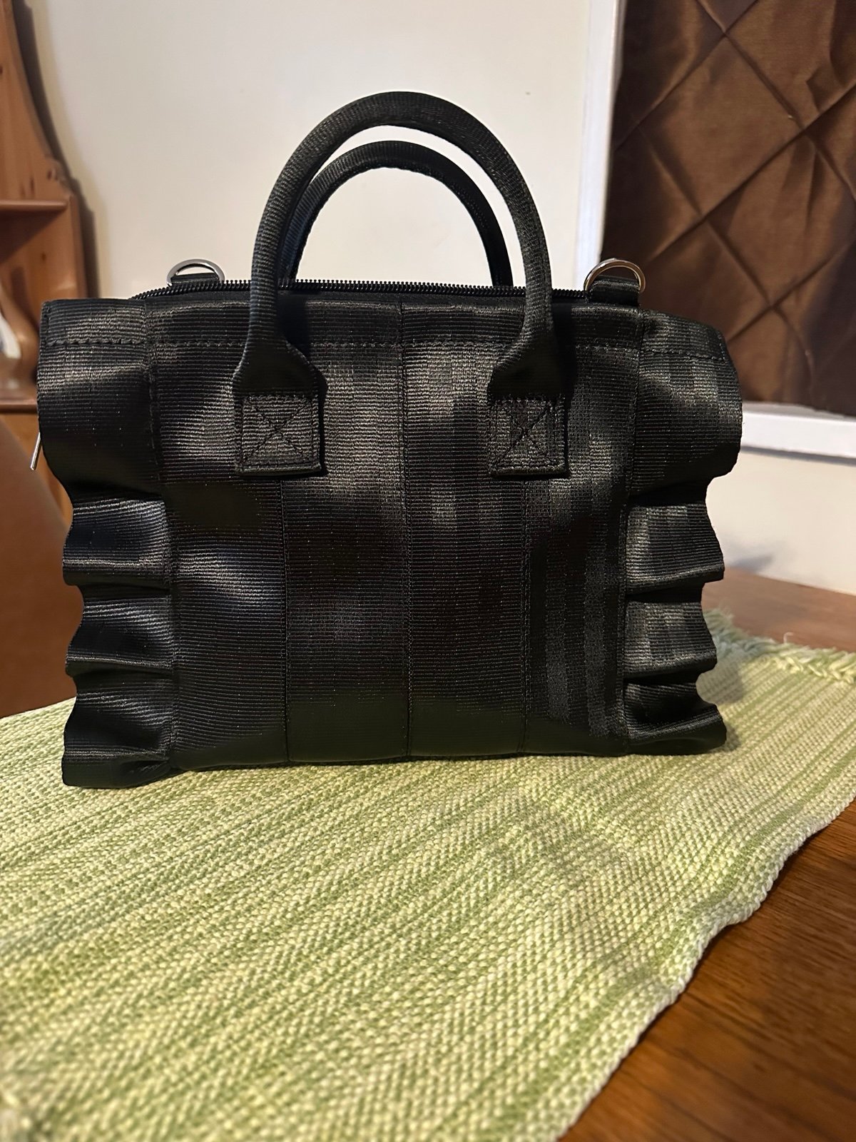 Harvey’s Black Lolita (rare gold lining)