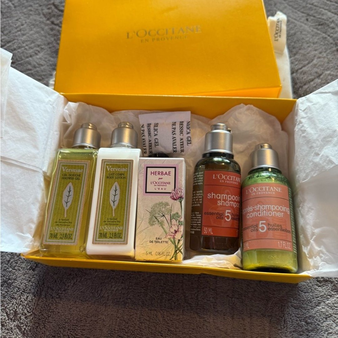 L'OCCITANE Bath & Body Set - Yellow, Green, White