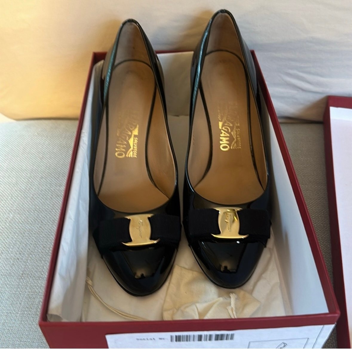 Salvatore Ferragamo Carla 70 heel patent Nero size 9C
