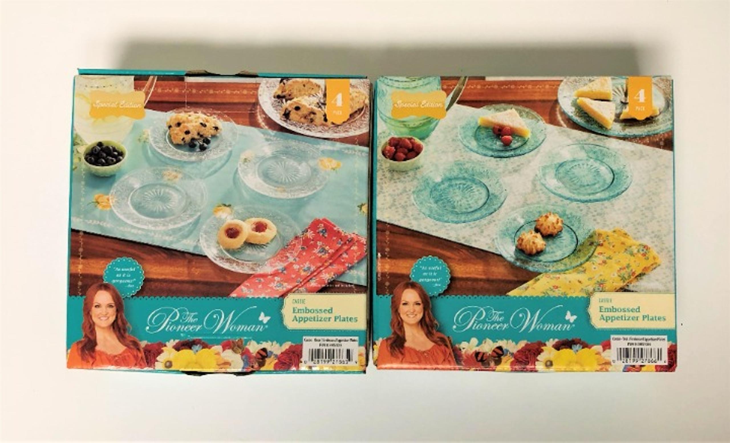 Pioneer Woman 4pk Appetizer Plates Teal&Clear Glass Translucent Finish 6.35"Dia