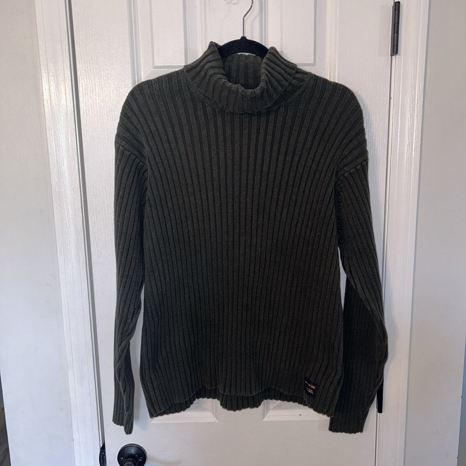 American Eagle Sweater Mens L Large Green Turtle Neck Ribbed Knit Faded