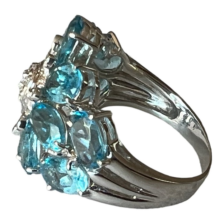 18K White Gold Topaz Engagement Ring Size : 6.8