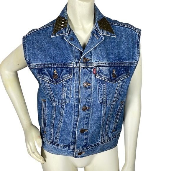 Vintage 90s Levis Studded Collar Indigo Blue Denim Trucker Vest Sz M