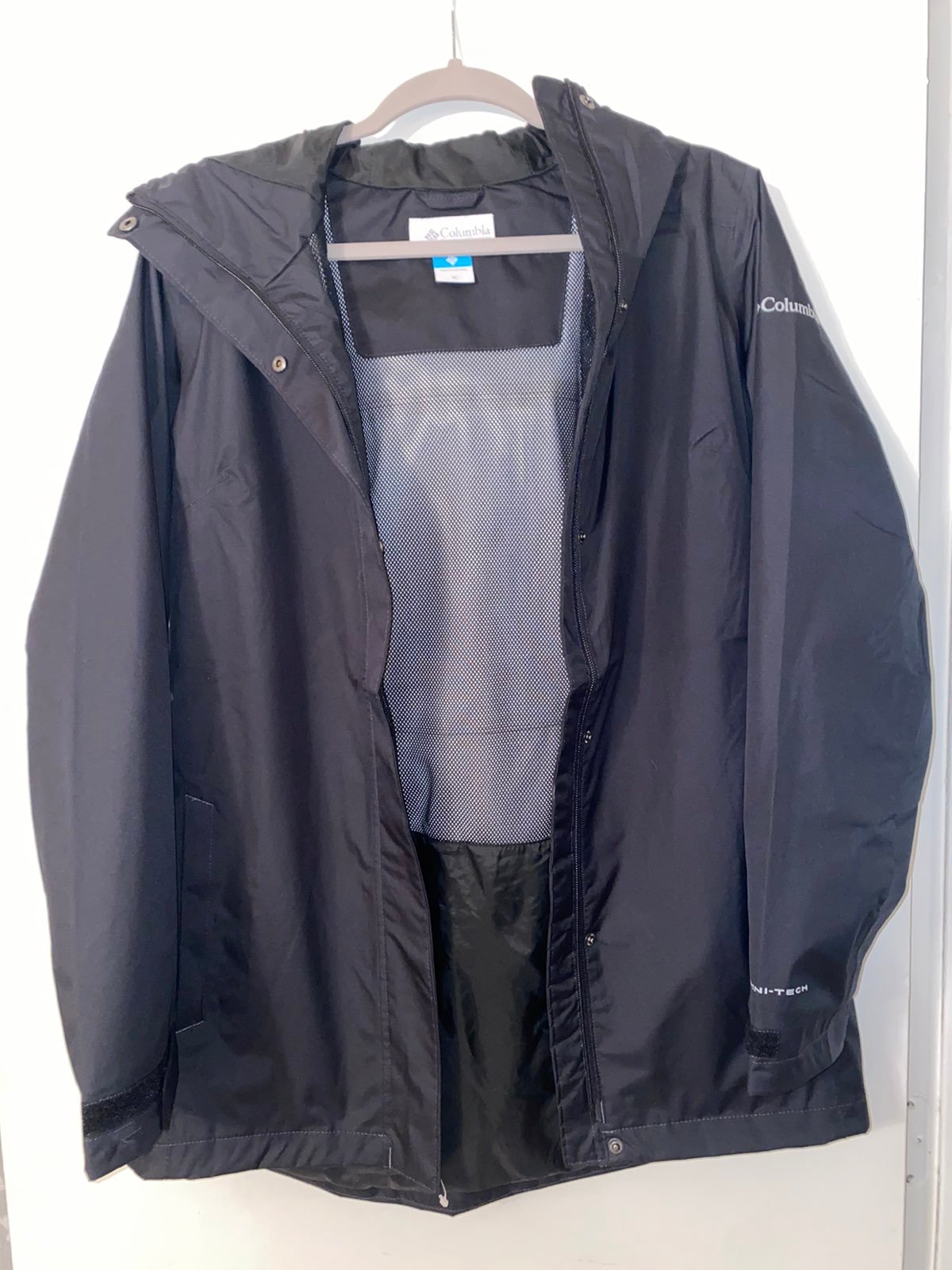 Black Columbia Rain / Wind Jacket