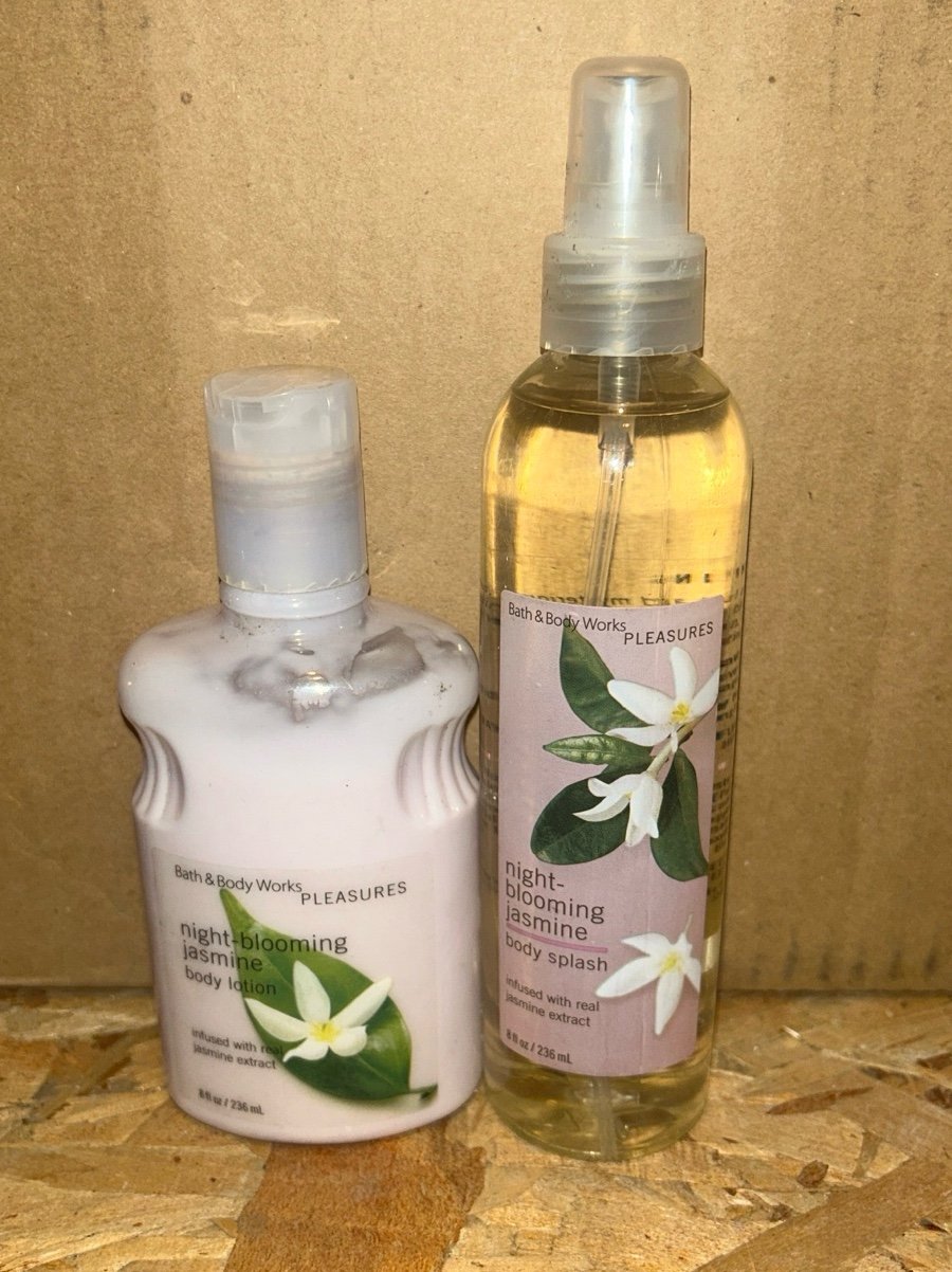 Bath and body Night Blooming Jasmine