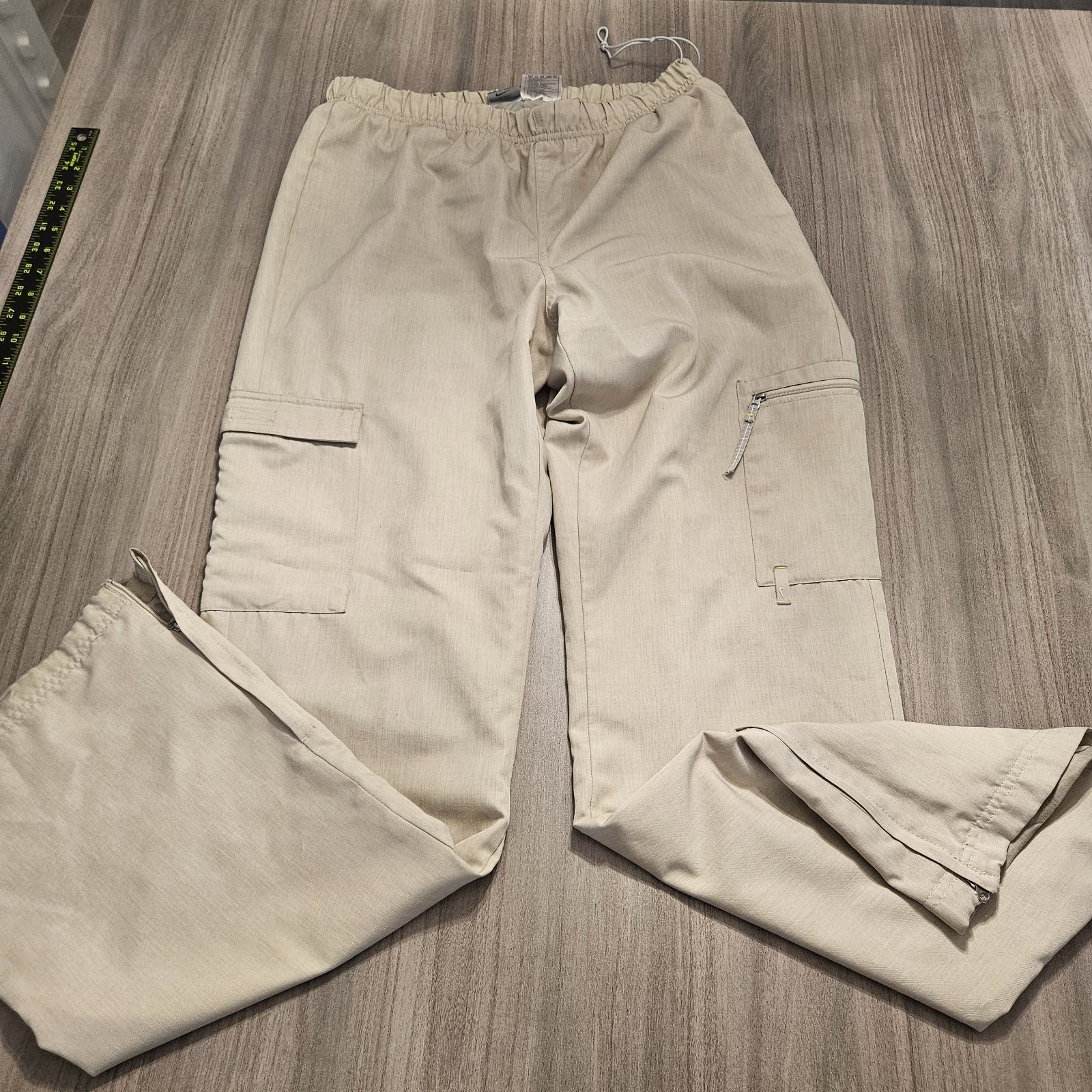 Nike Cargo Track Pants Swoosh Beige Windbreaker Polyester/Nylon Baggy