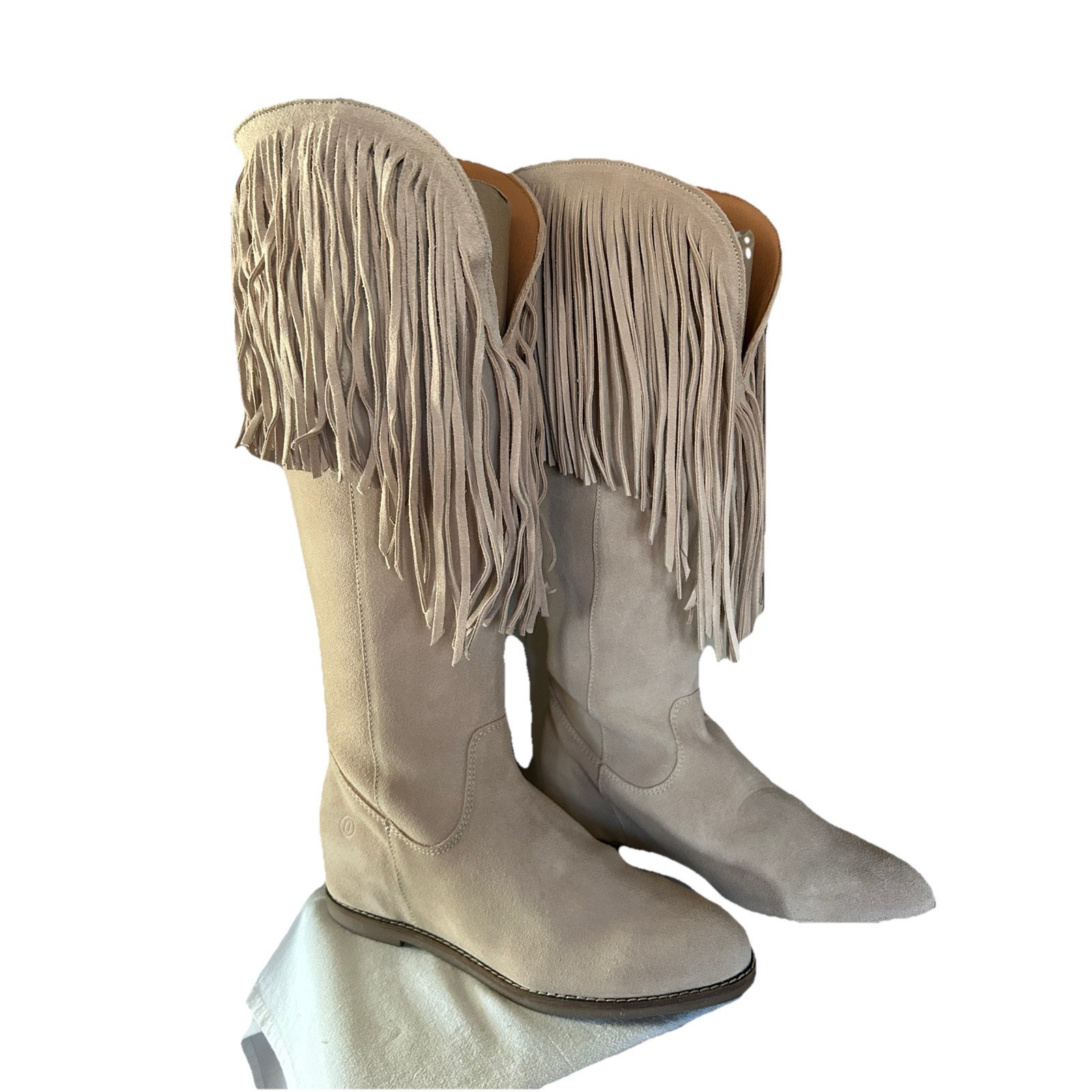 Dingo Women's Hassie Suede Pull-On Boots Sand Fringe 8 Boho