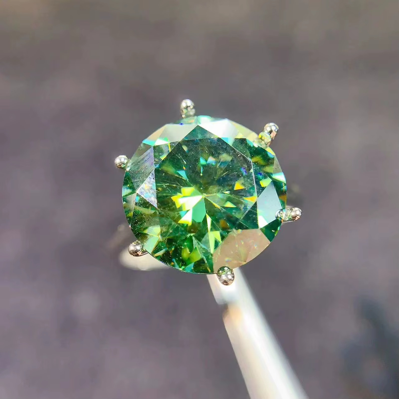 5CT VVS1 Round Brilliant Cut Green Moissanite Ring, Women's Moissanite Ring's