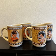 Hershey's Chocolate Vintage Collectable Mugs Sharing the Good Things Set Of 4