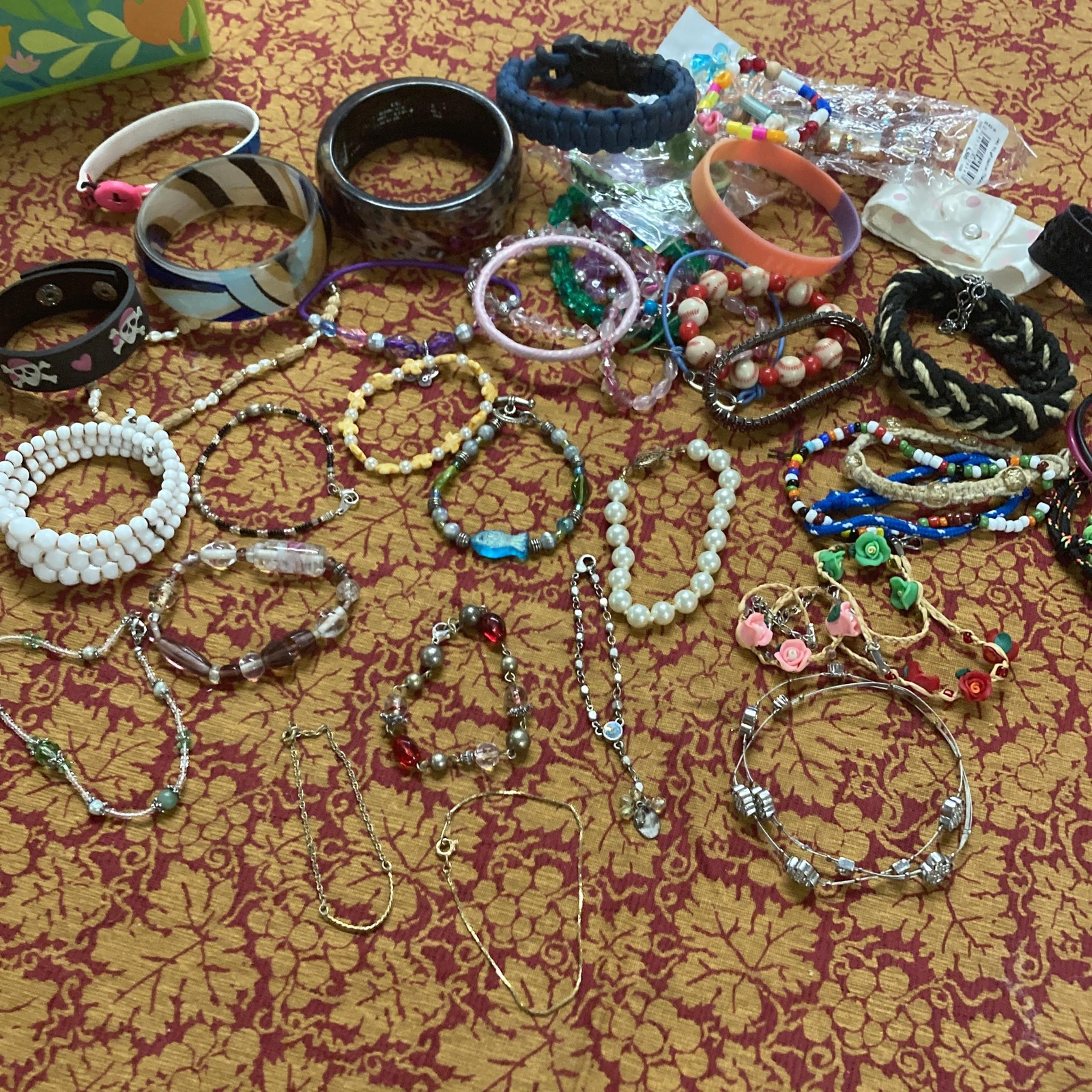 Huge mixed bracelet lot vintage pearls milk glass beads red glass beads tons
