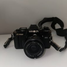 minolta x700