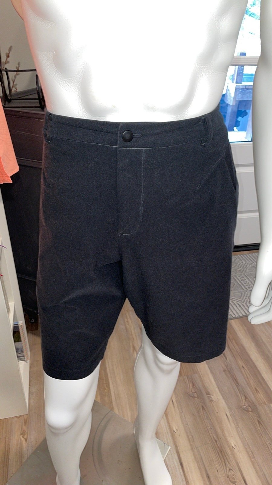 LULULEMON Performance Shorts