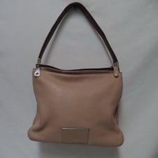 Marc Jacobs Pebbled Leather taupe hobo shoulder tote bag purse eggplant trim.