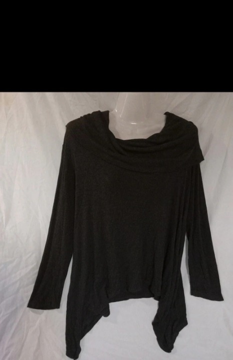 Cable & Gauge Black cowlneck sweater medium