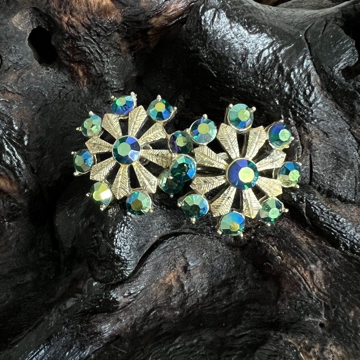 Vintage Coro Screw Back Earrings Peacock Feather Blue Green AB Aurora Borealis