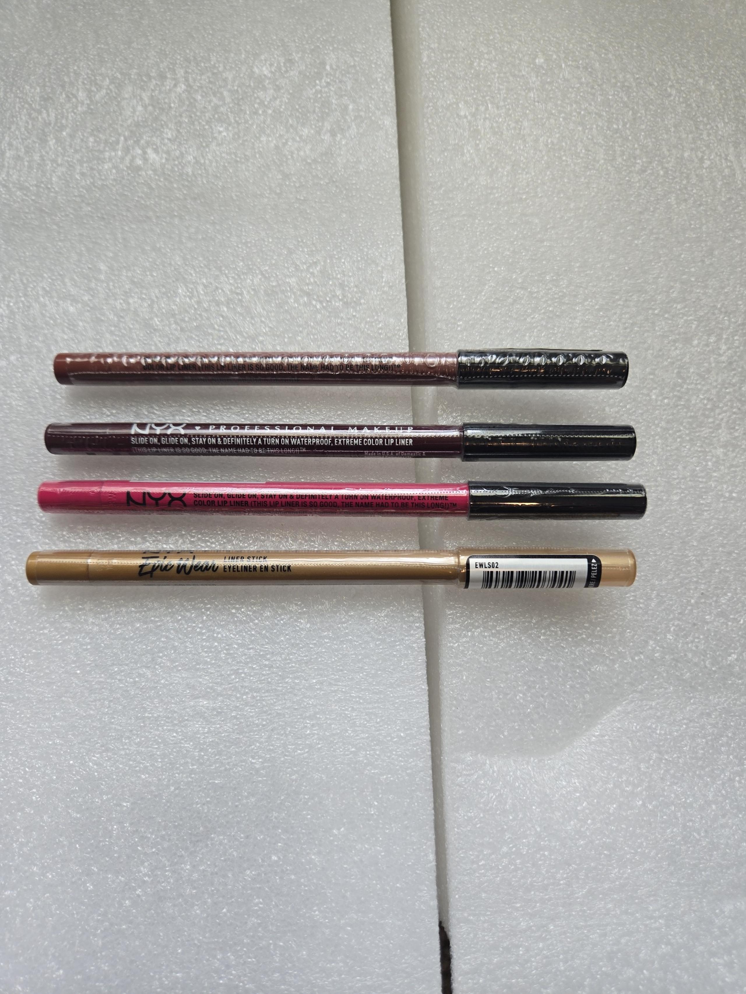 NYX PROFESSIONAL MAKEUP (3) LIP LINER & (1) EYE LINER PENCIL