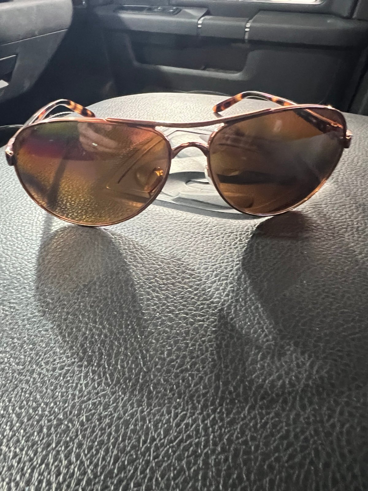 Oakley Rose Gold Sunglasses Sz 59/13