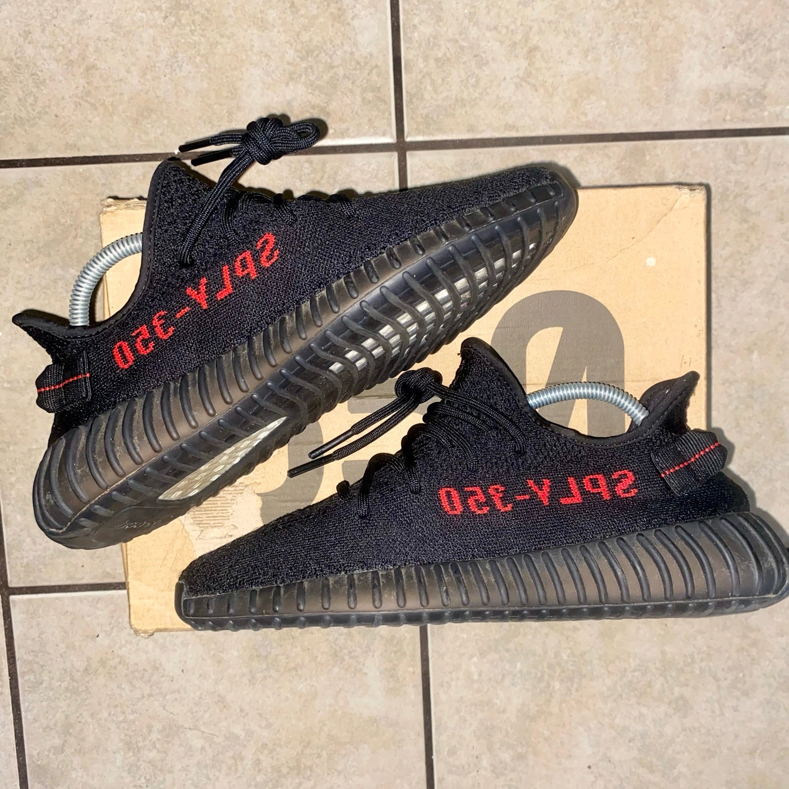 Adidas Yeezy Boost 350 V2 Bred Size 8.5