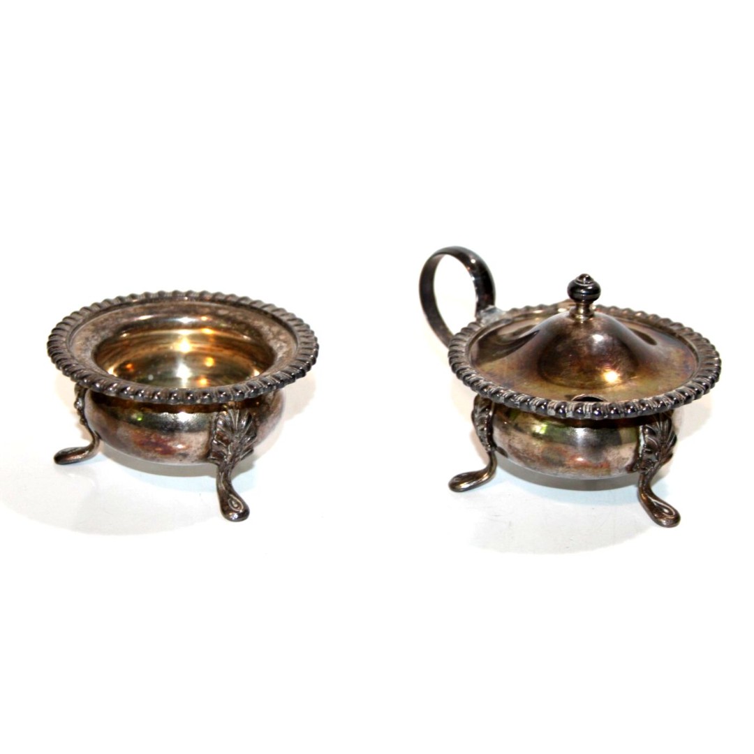 SP Corp Sheffield Silverplate Footed Bowl Salt Lidded Bowl Vintage 3 4 Small
