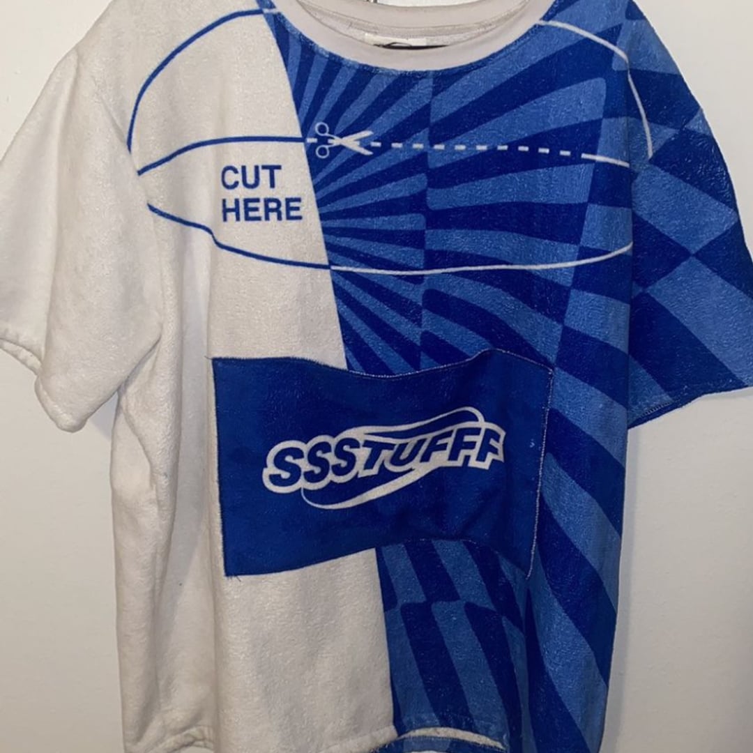 *RARE* Ssstufff Strange Beach Towel Tee
