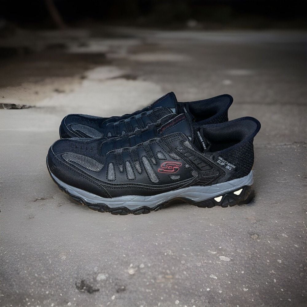 Skechers Men's Black Charcoal Low Top Sneaker Shoes Footwear Running Worn Once