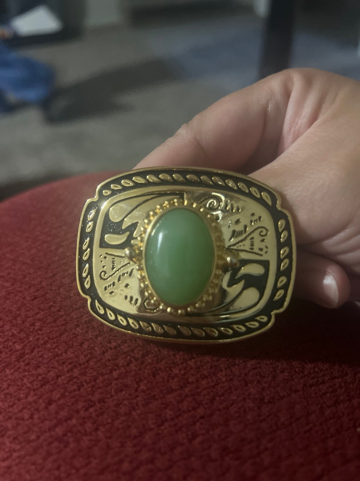 Seribrilian Jade buckle
