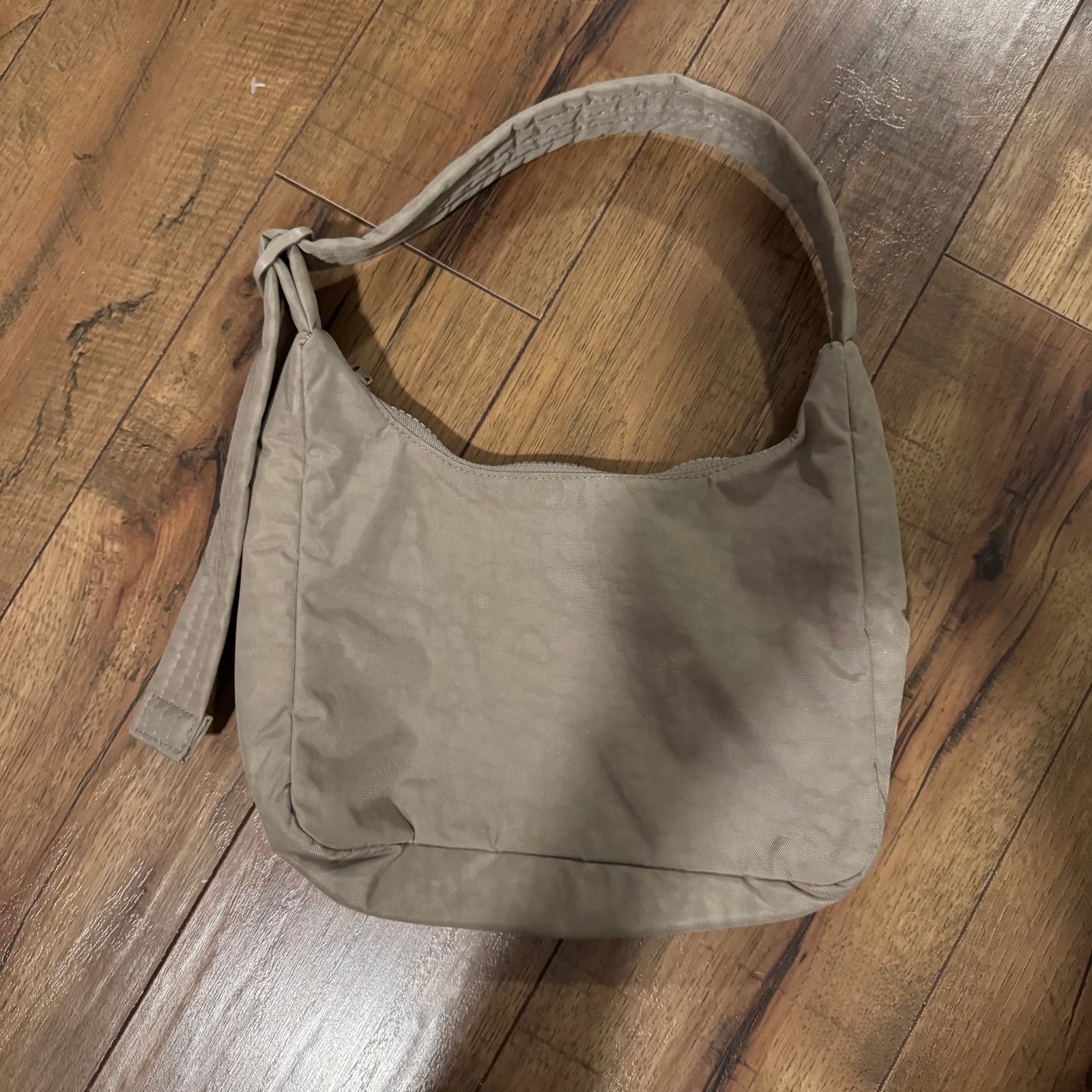 Dove Baggu Shoulder Bag