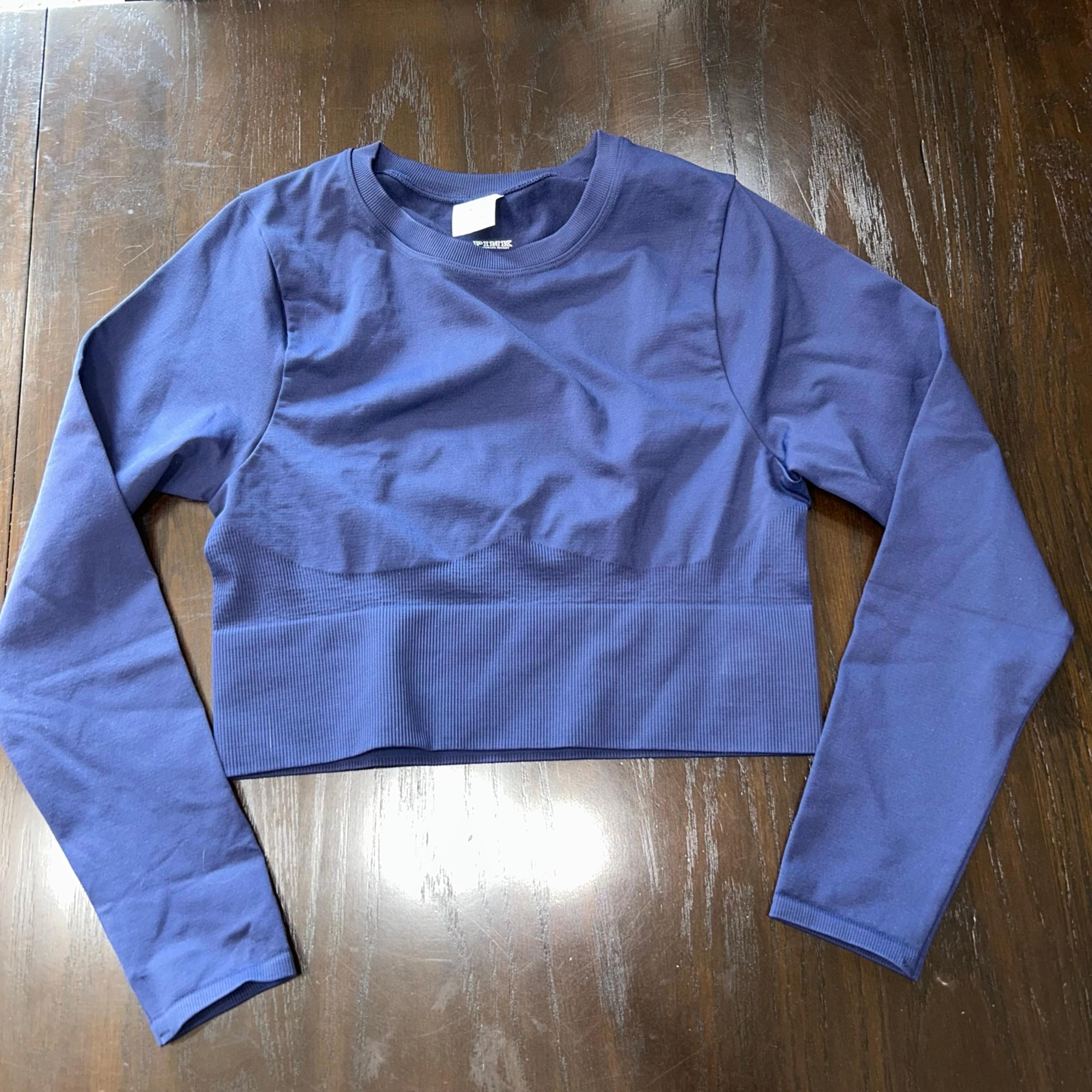 PINK blue long sleeve crop top LARGE.