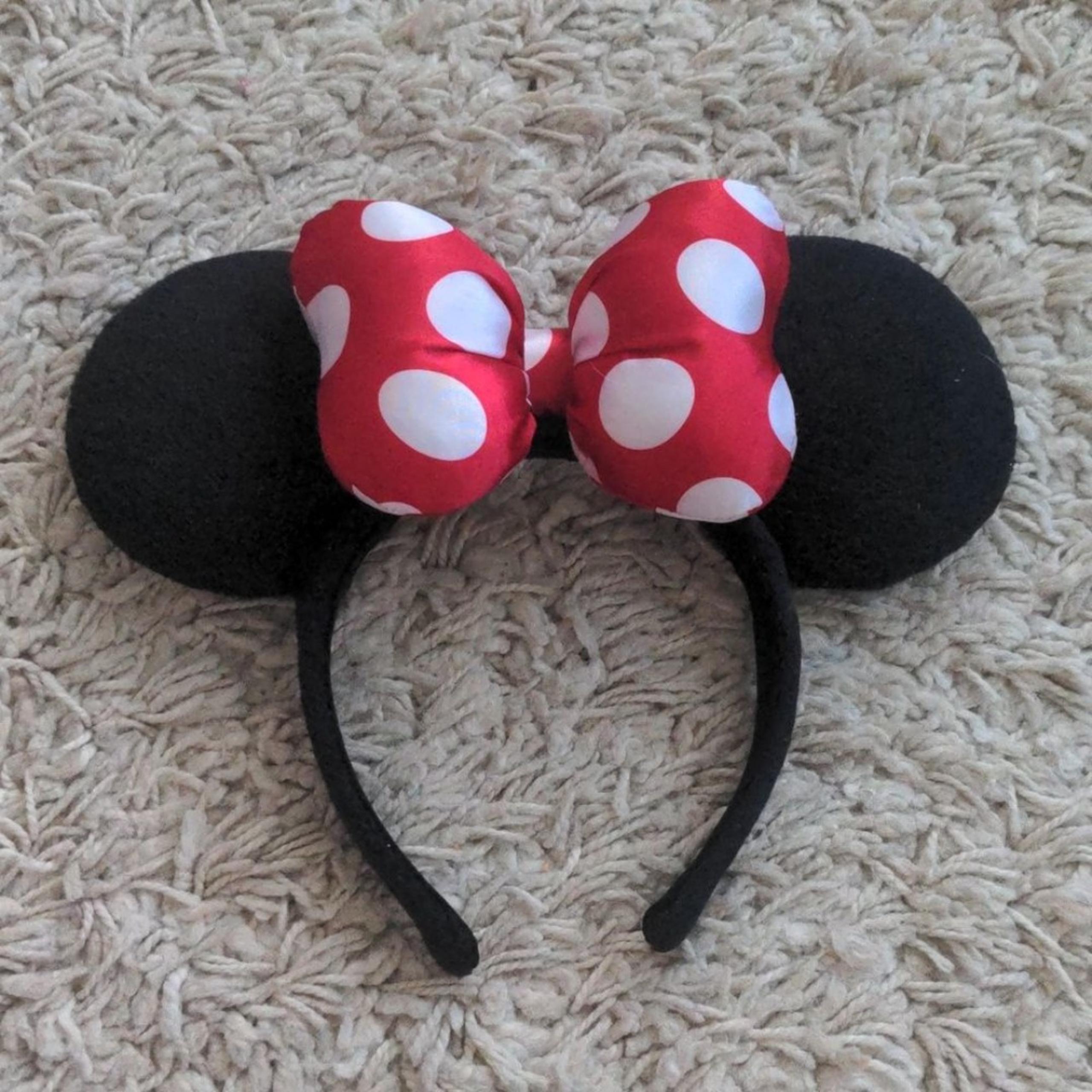 Disney Minnie Mouse Red Bow Ears