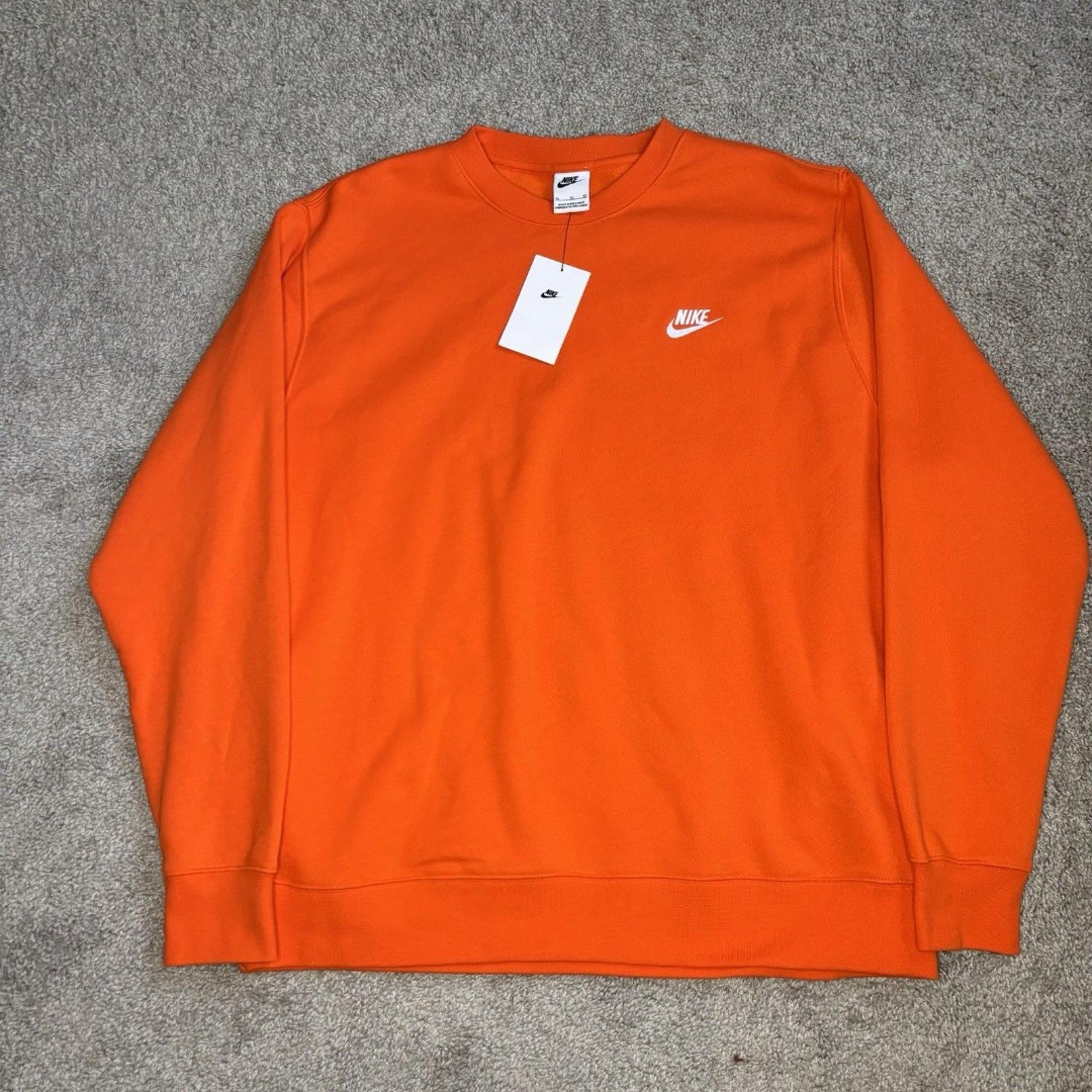 Nike Men’s Sportswear Club Fleece Crew Sweatshirt Size XL Orange BV2662-819