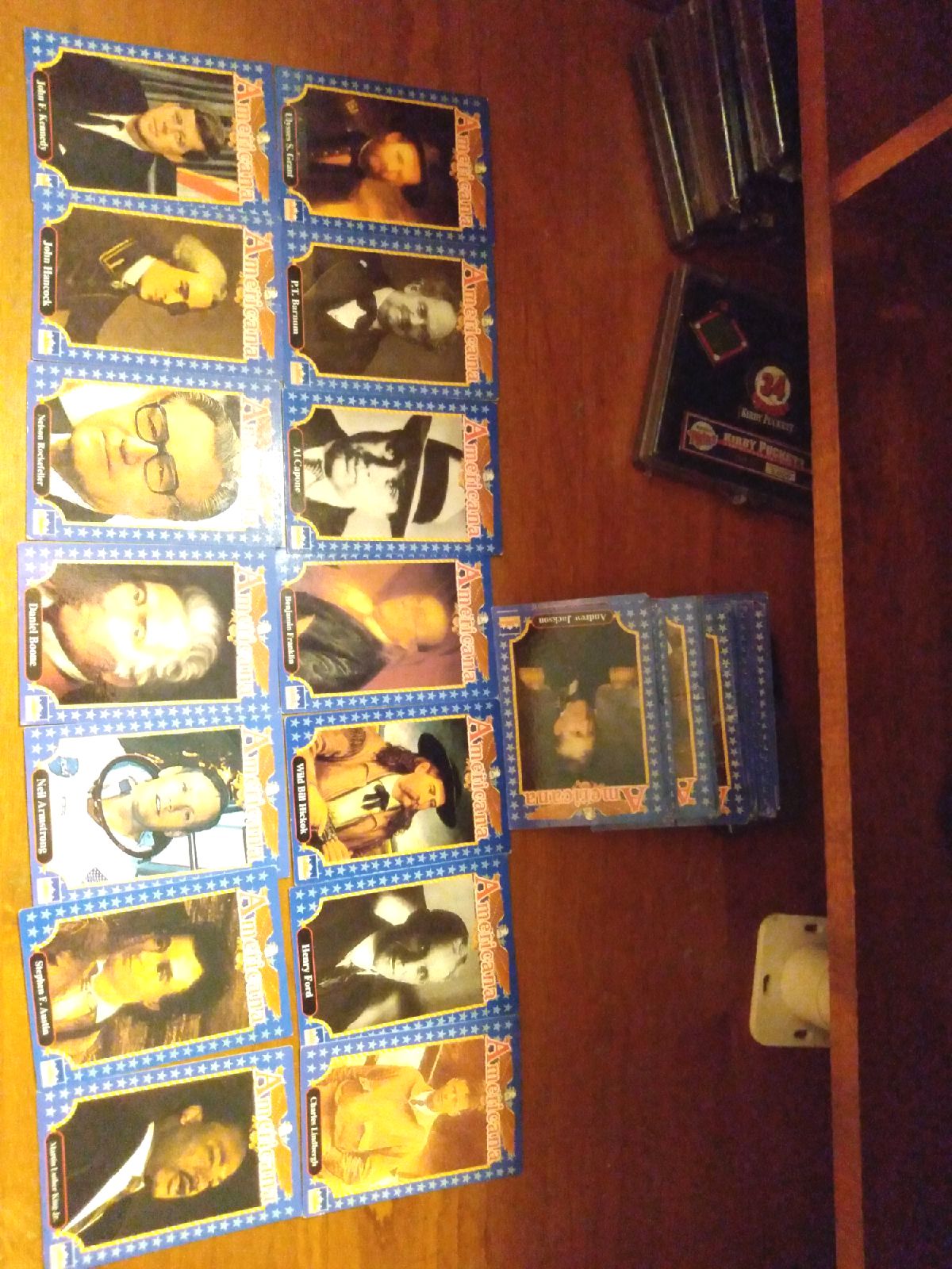 62 Americana trading cards