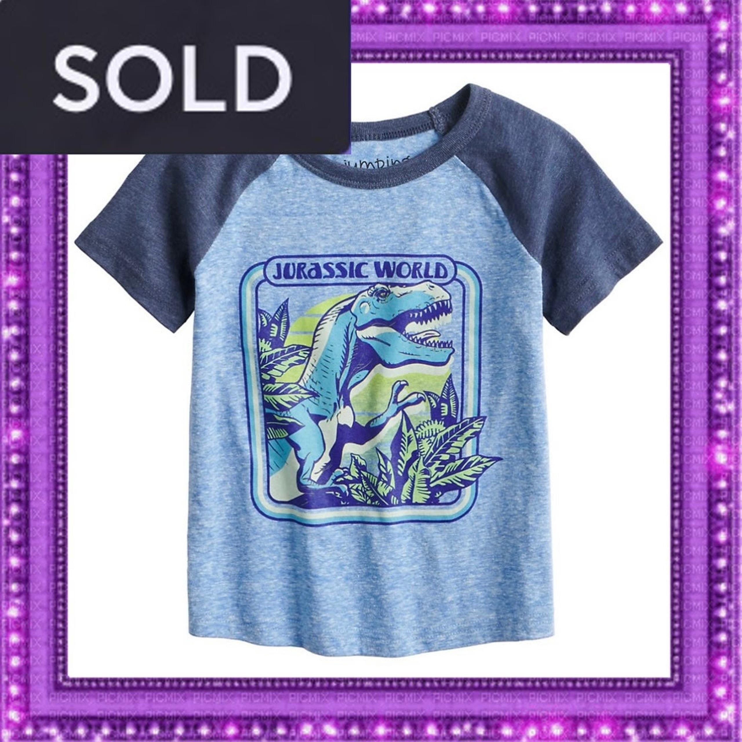 **SOLD** Jurassic World Toddler Boys Shirt 4T **SOLD**