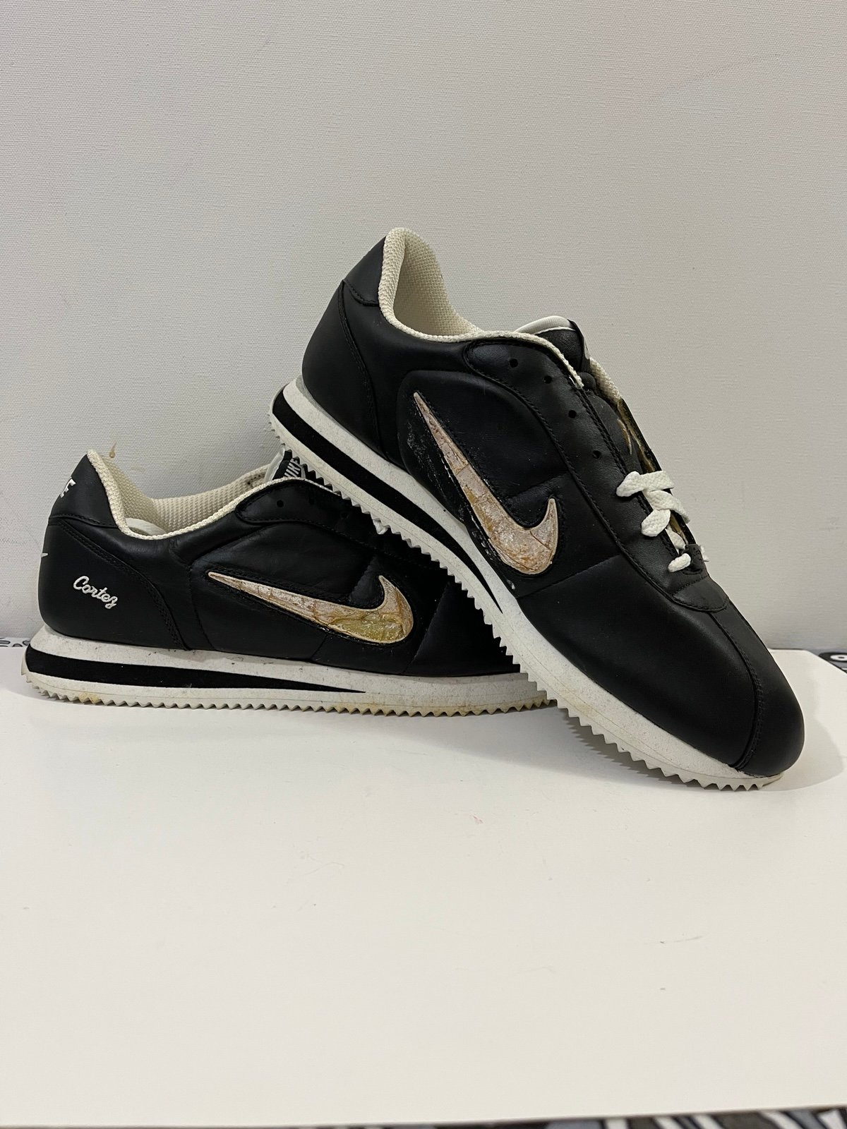 Vtg Nike Cortez OG size 13 Black/White Jewel Swoosh Deadstock Y2K